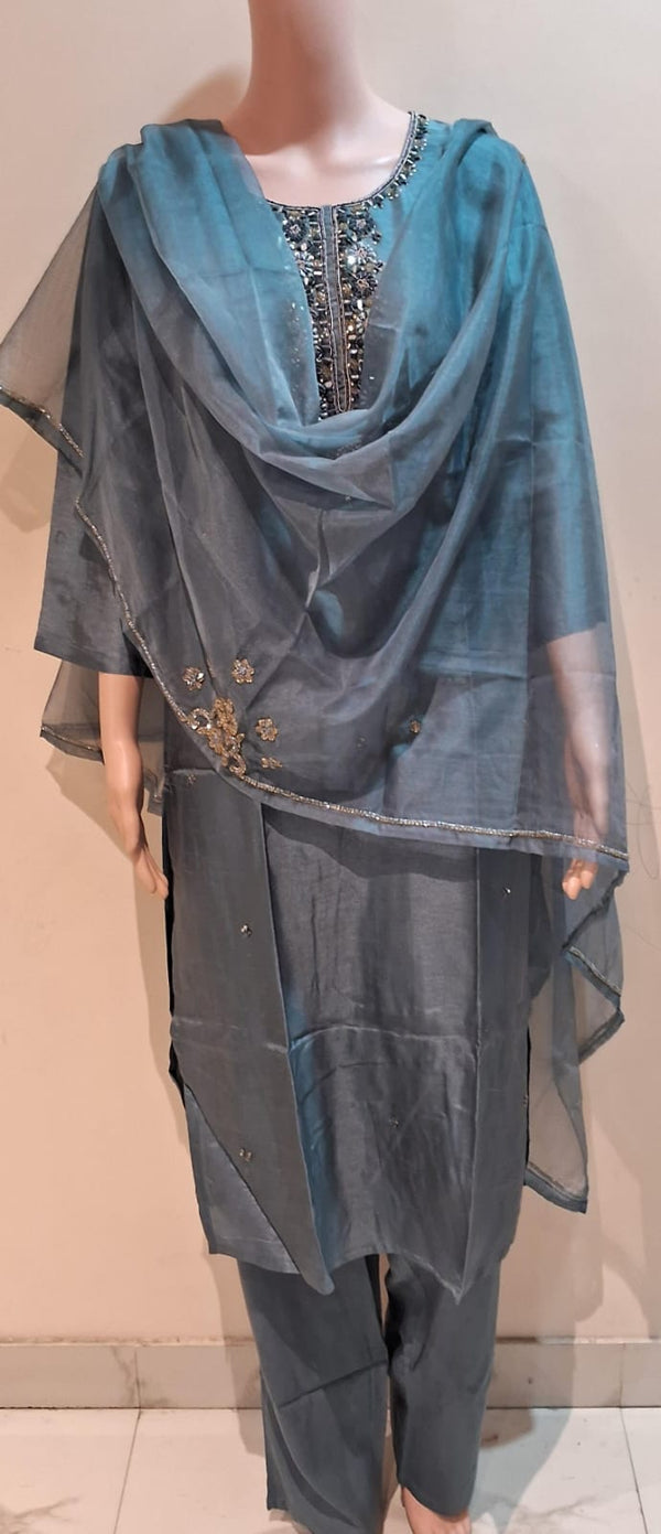 HEAVY SEMI GEORGETTE SUIT