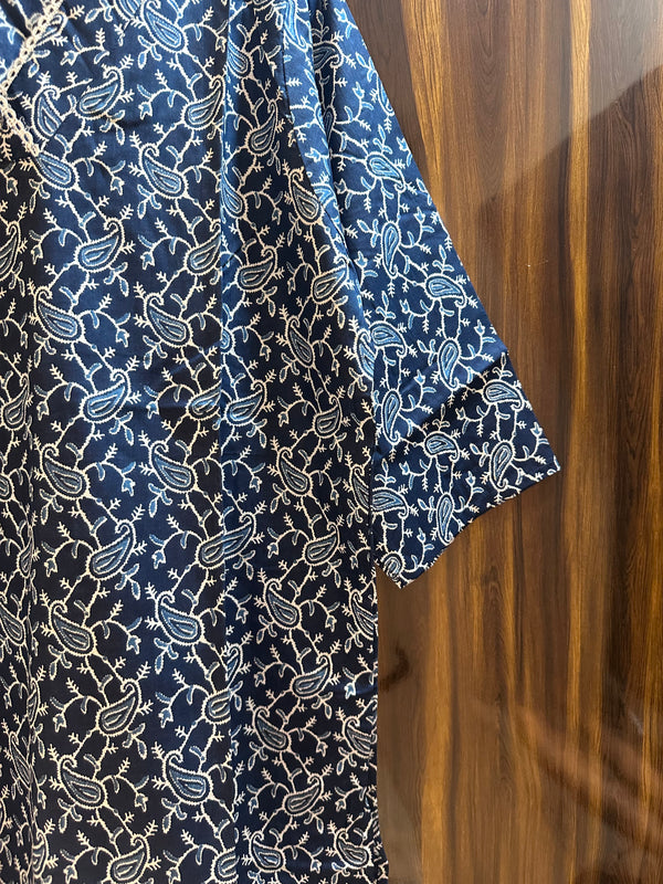 Pure Cotton Kurta with Beautiful V-Shape Neckline with Crochet Lace