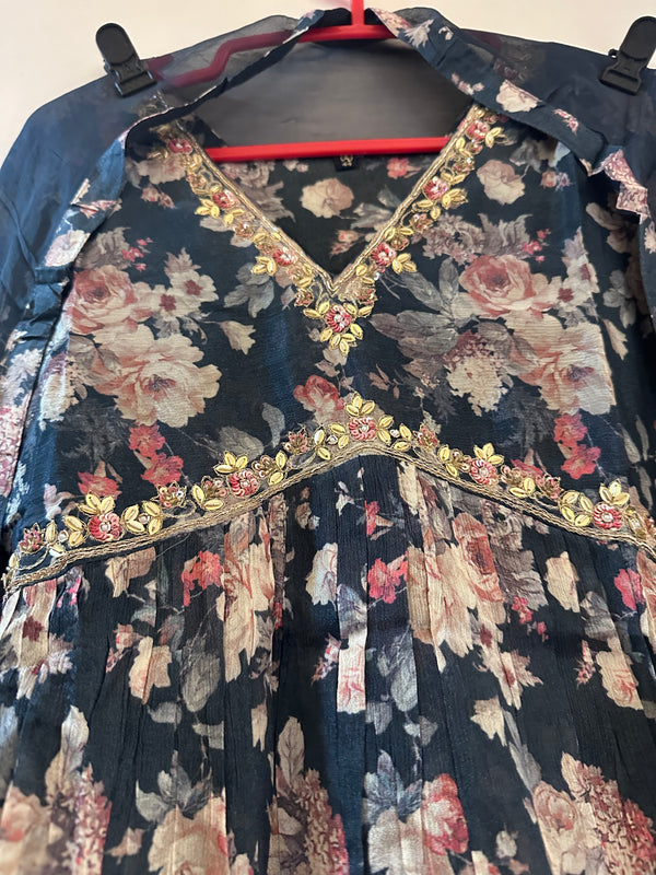 Pure Viscose Chinon Alia Cut Dress