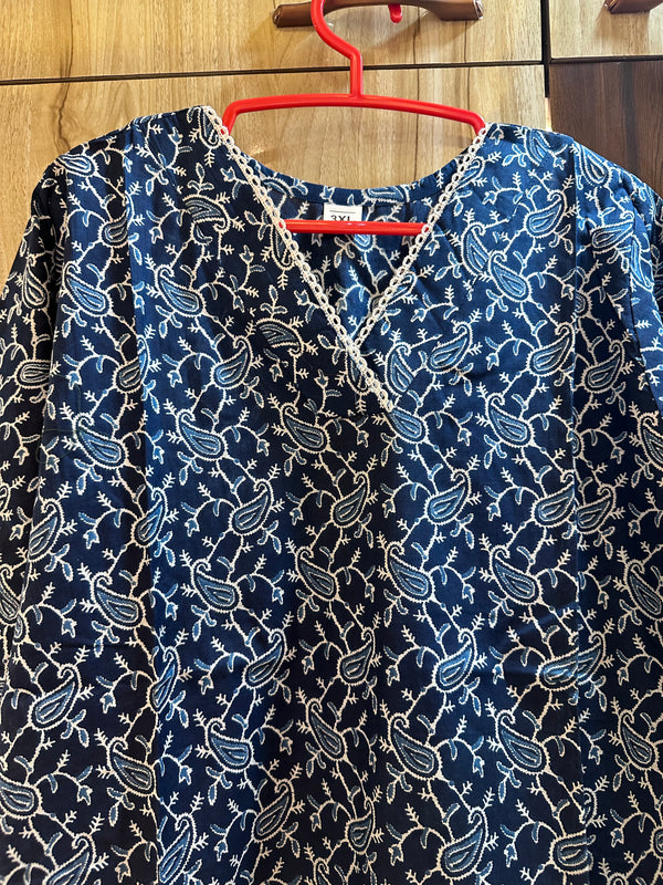 Pure Cotton Kurta with Beautiful V-Shape Neckline with Crochet Lace