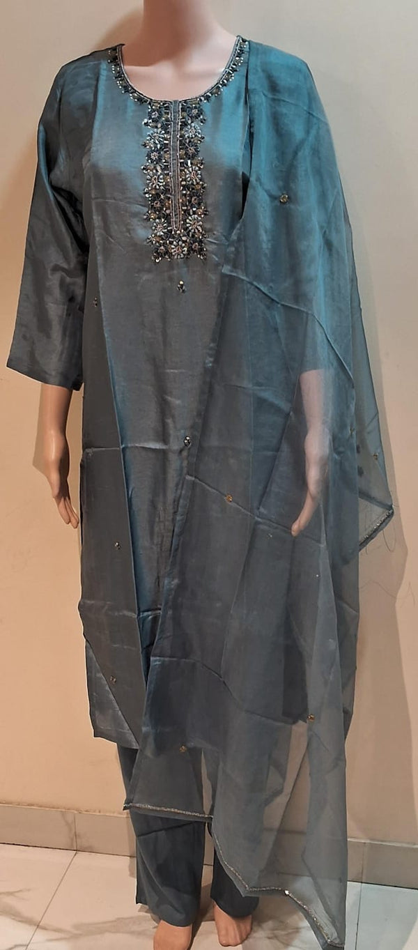 HEAVY SEMI GEORGETTE SUIT